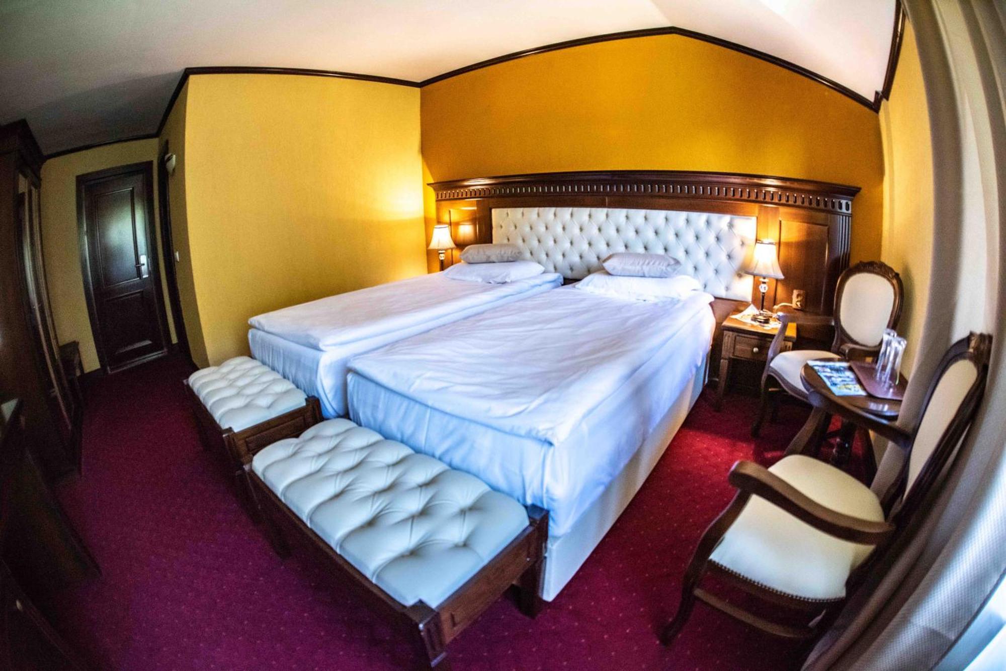 Hotel Trei Brazi Baile Olanesti Ngoại thất bức ảnh