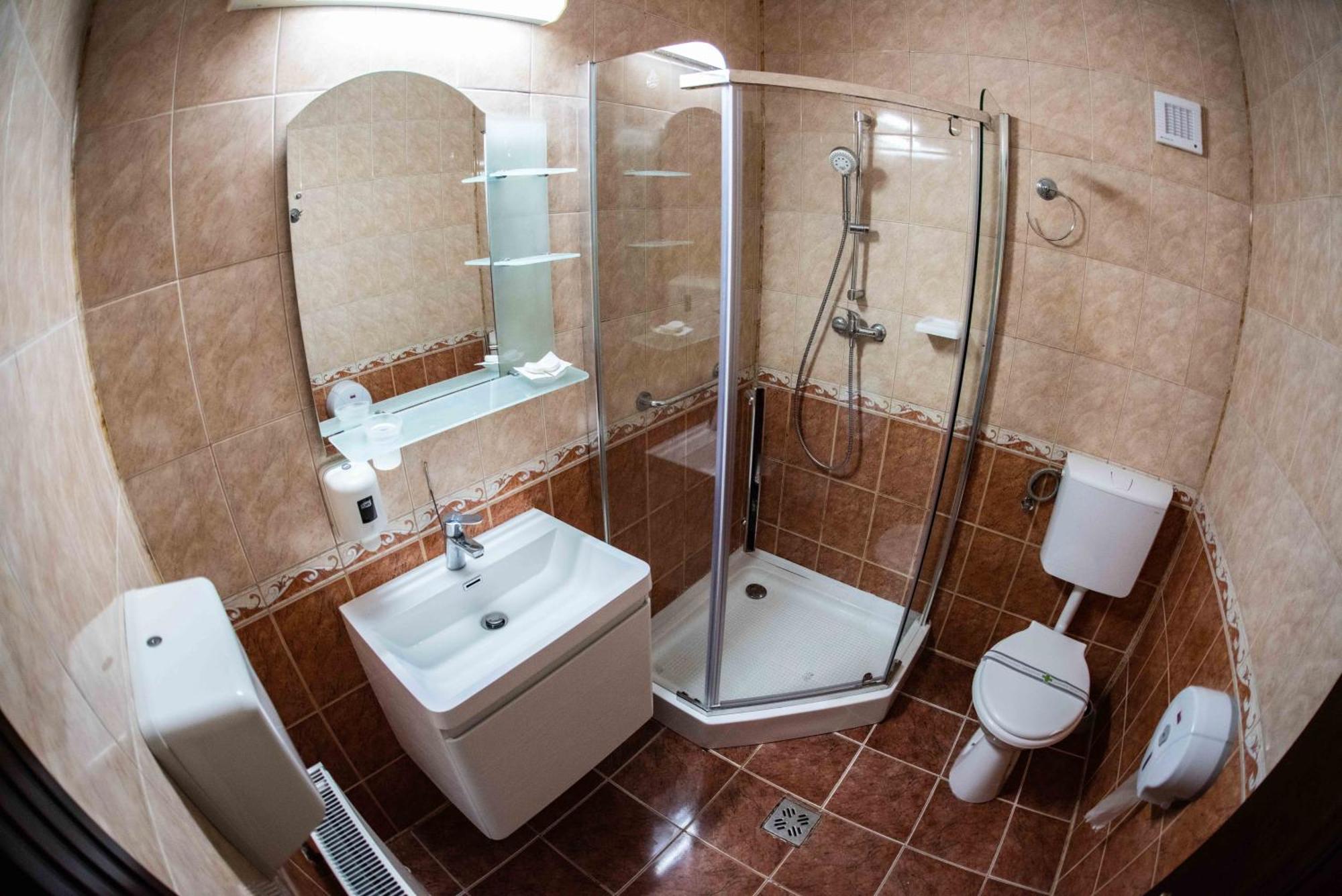 Hotel Trei Brazi Baile Olanesti Ngoại thất bức ảnh